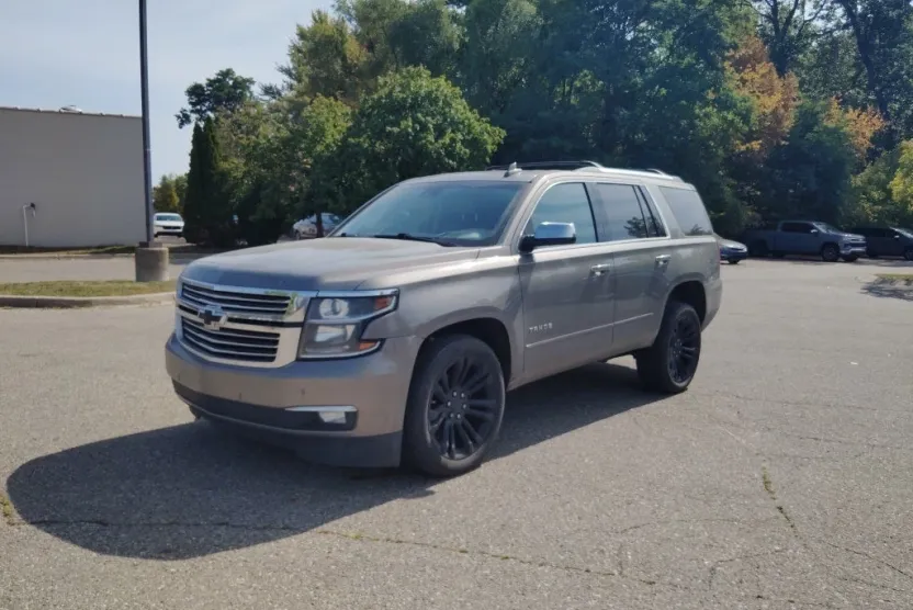 2017 Chevrolet Tahoe Premier photo 1
