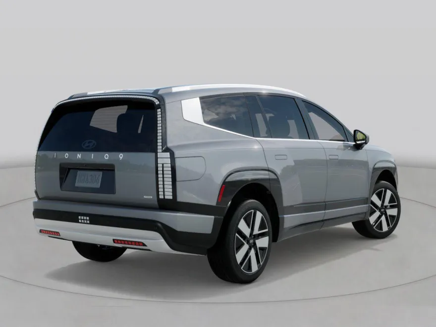 2026 Hyundai Ioniq SEL photo 1
