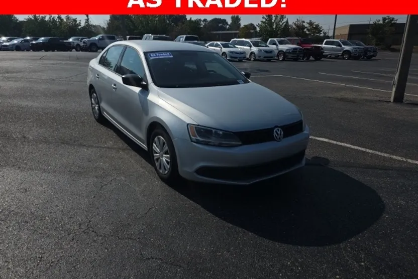 2012 Volkswagen Jetta 2.0 Base photo 1