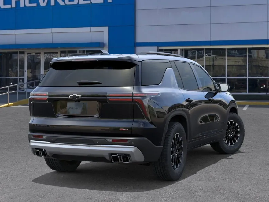 2026 Chevrolet Traverse Z71 photo 1