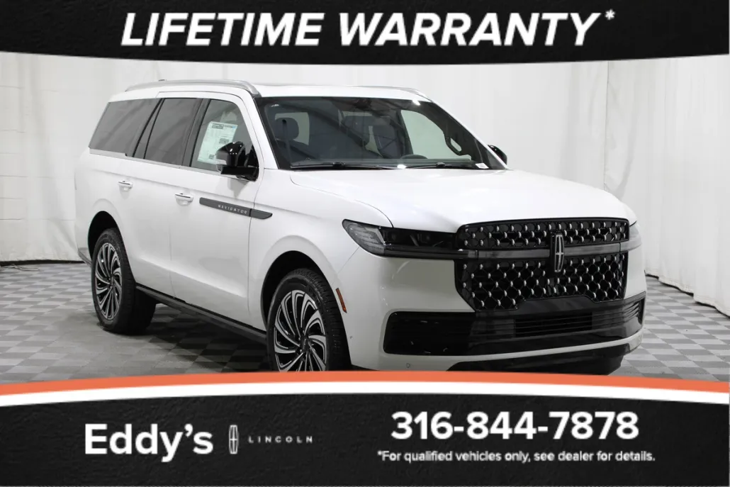 2025 Lincoln Navigator Black Label photo 1