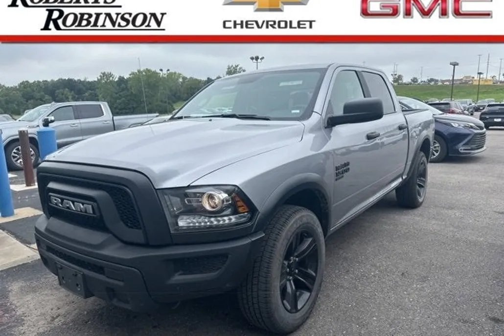 2024 Ram 1500 Classic Warlock photo 1