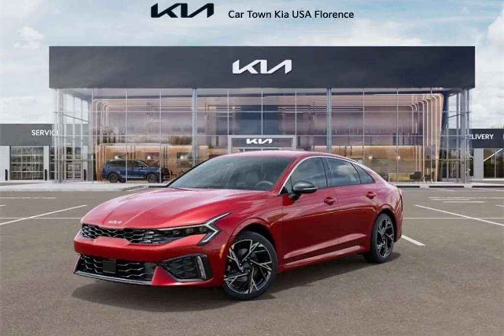 2025 Kia K5 GT-Line photo 1