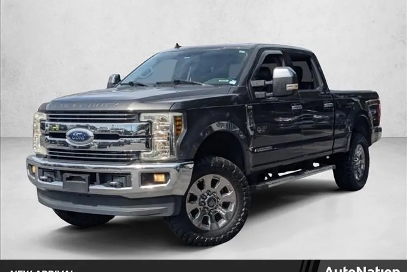 2019 Ford F-250 Lariat photo 1