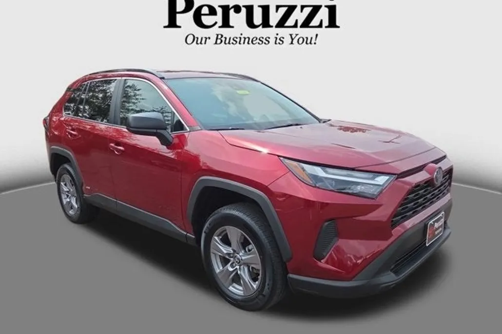 2023 Toyota RAV4 Hybrid LE photo 1