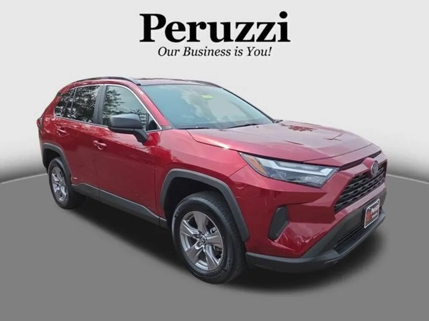 2023 Toyota RAV4 Hybrid LE photo 1