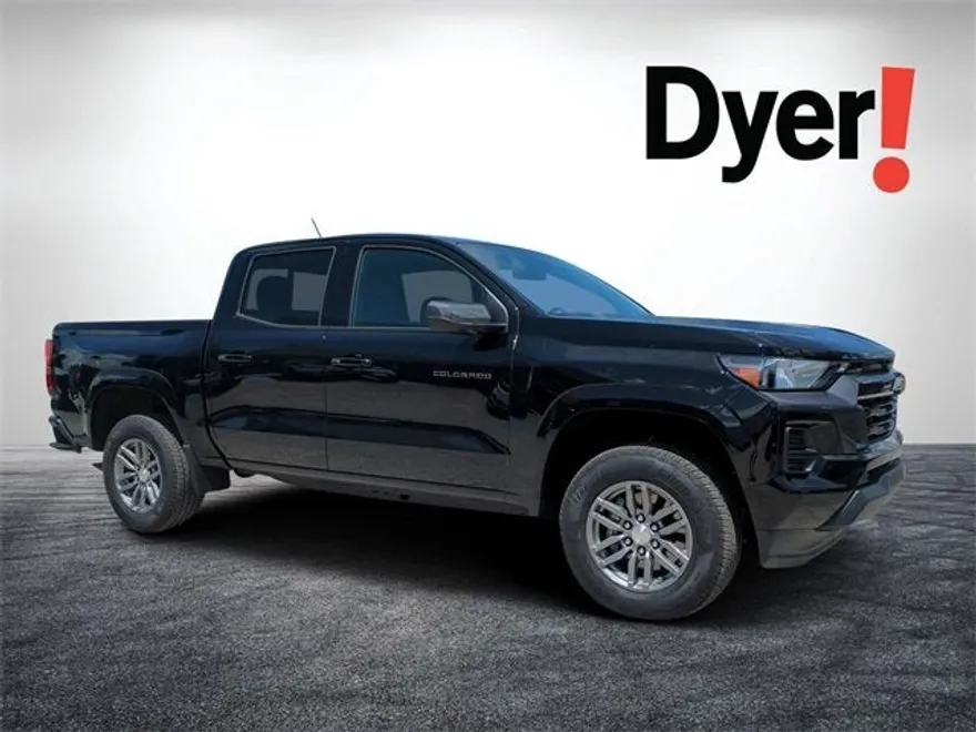 2025 Chevrolet Colorado Work Truck LT photo 1