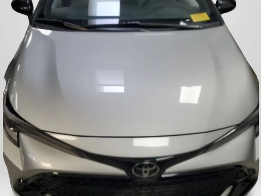 2023 Toyota Corolla SE photo 1