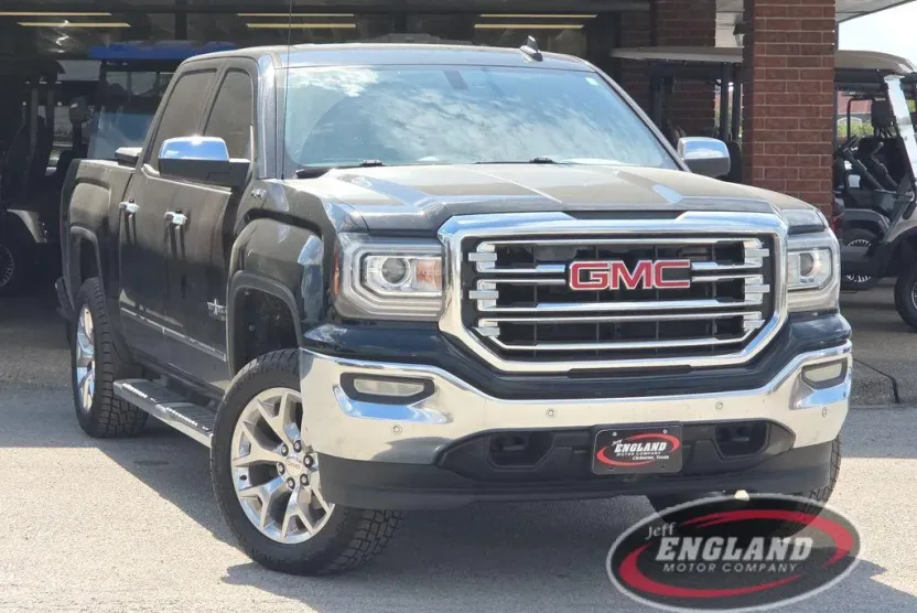 2017 Gmc Sierra SLT photo 1