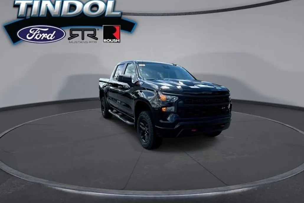 2024 Chevrolet Silverado 1500 Custom Trail Boss photo 1