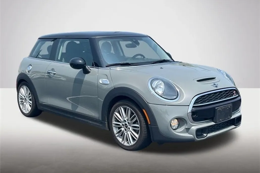 2019 Mini Cooper 2 Door Hardtop S photo 1