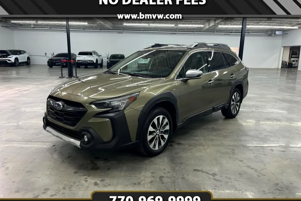 2023 Subaru Outback Touring XT photo 1