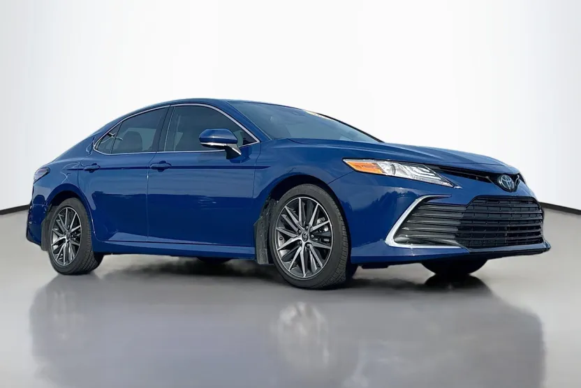 2024 Toyota Camry XLE photo 1