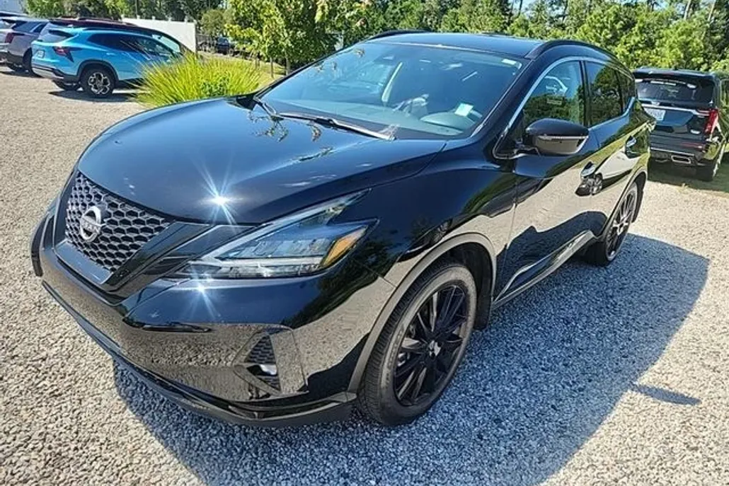 2024 Nissan Murano SV photo 1