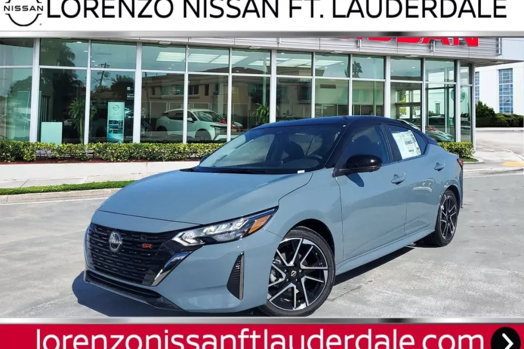 2025 Nissan Sentra SR photo 1