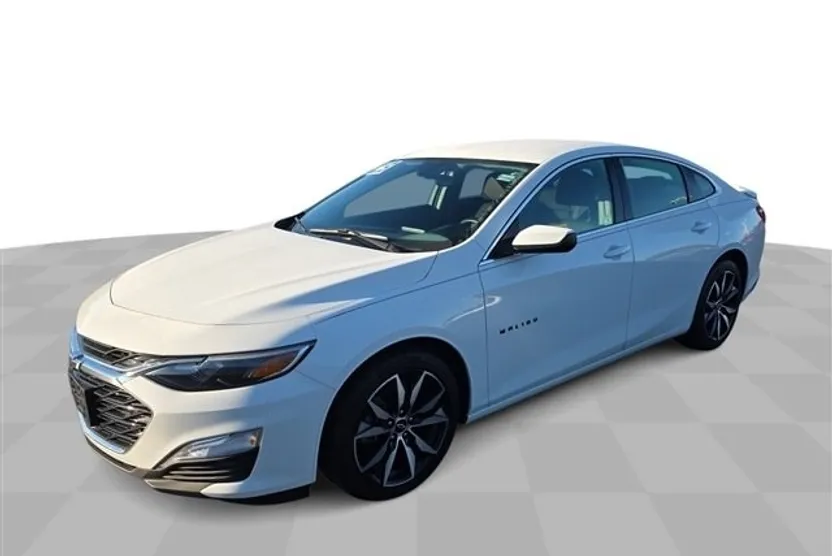 2023 Chevrolet Malibu RS photo 1