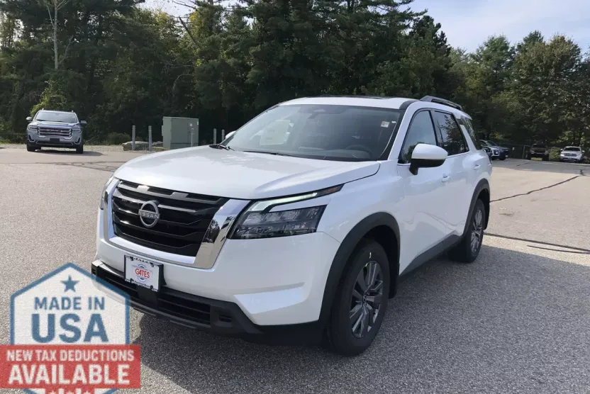 2025 Nissan Pathfinder SV photo 1
