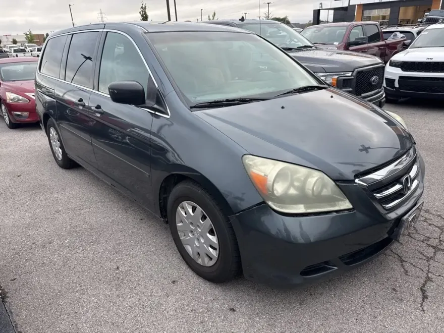 2005 Honda Odyssey LX photo 1