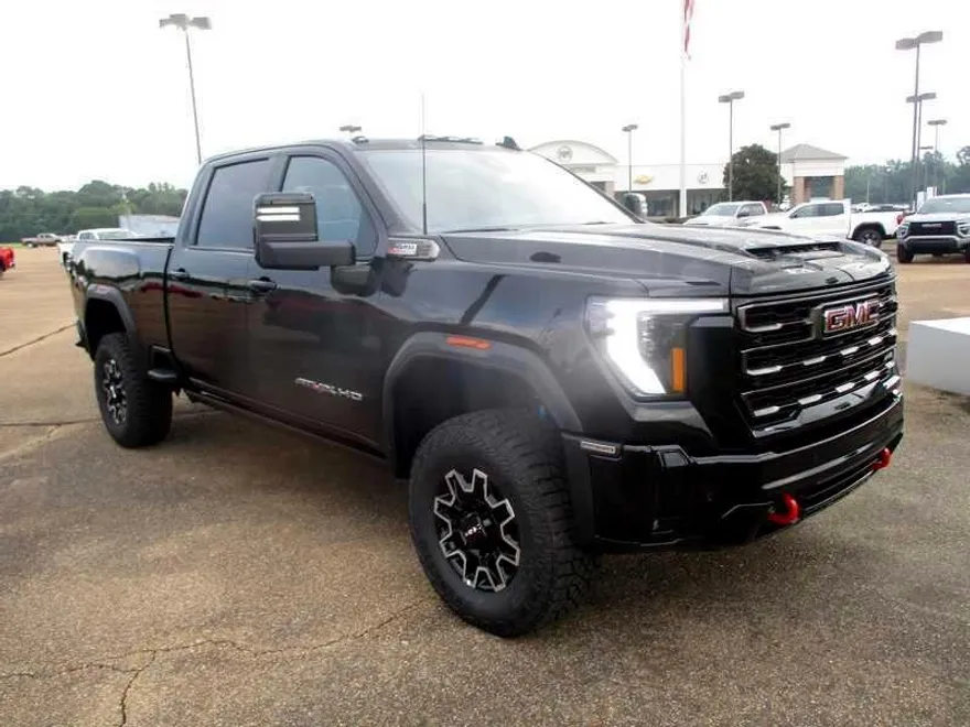 2025 Gmc Sierra HD AT4X photo 1
