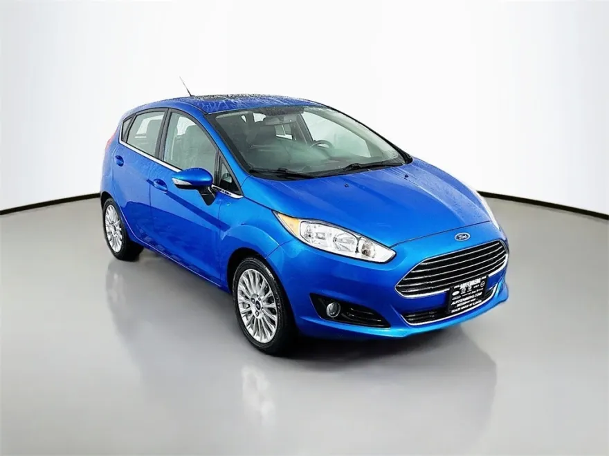2014 Ford Fiesta Titanium photo 1