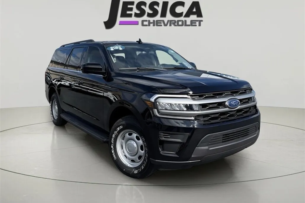2023 Ford Expedition MAX XL photo 1