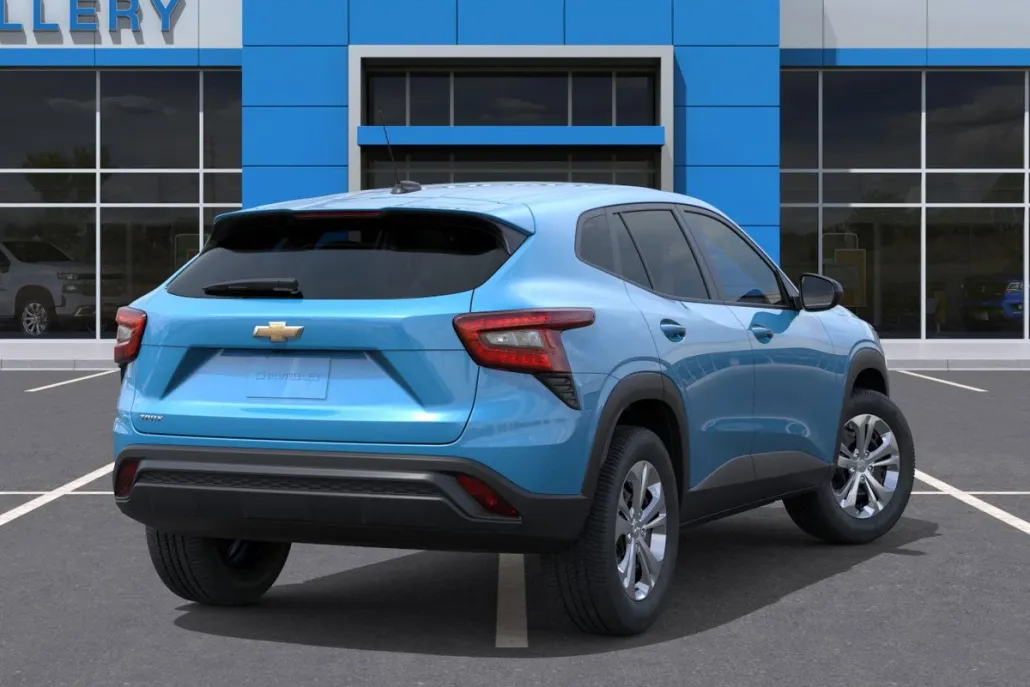 2026 Chevrolet Trax LS photo 1