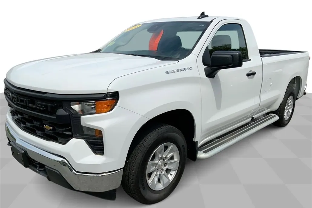 2024 Chevrolet Silverado 1500 photo 1