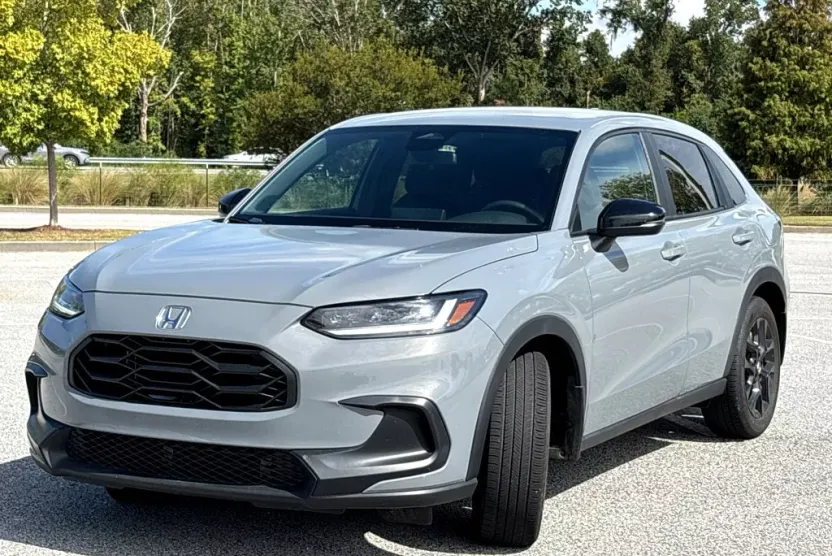 2024 Honda HR-V Sport photo 1