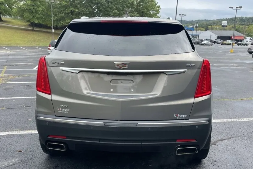 2019 Cadillac XT5 Premium Luxury photo 1