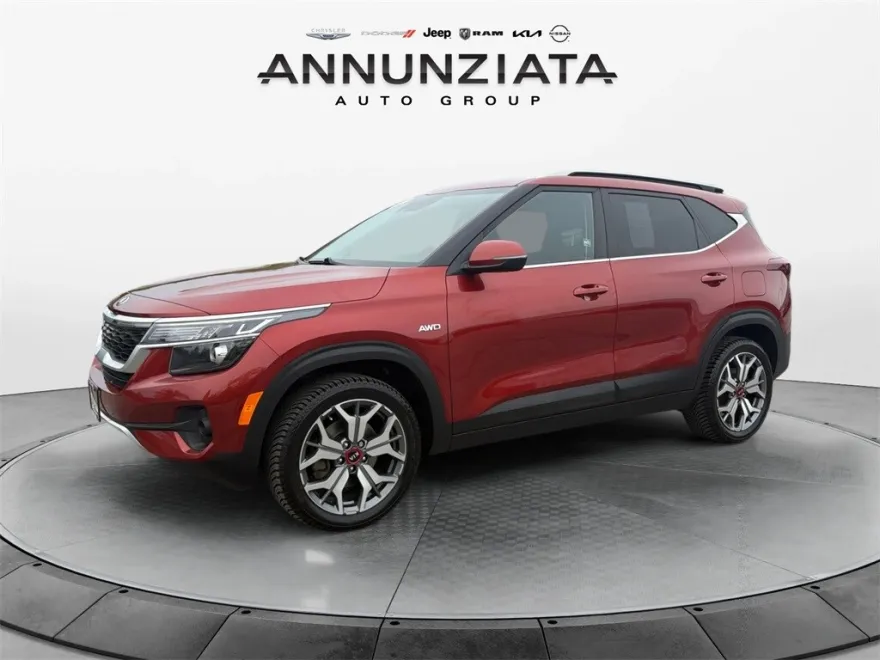 2021 Kia Seltos S photo 1
