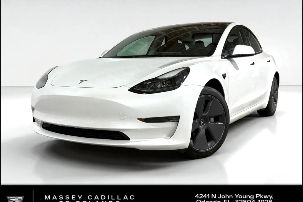 2023 Tesla Model 3 Long Range photo 1