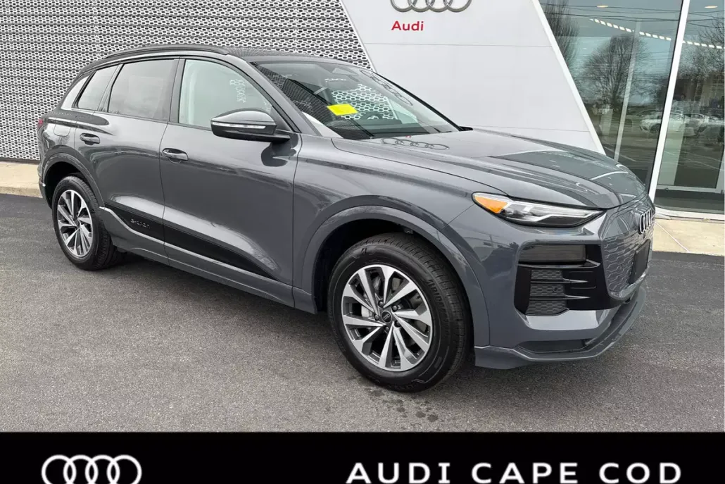 2025 Audi Q6 E-tron Premium photo 1