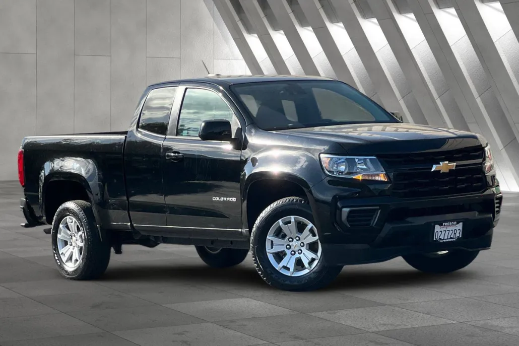 2022 Chevrolet Colorado LT photo 1