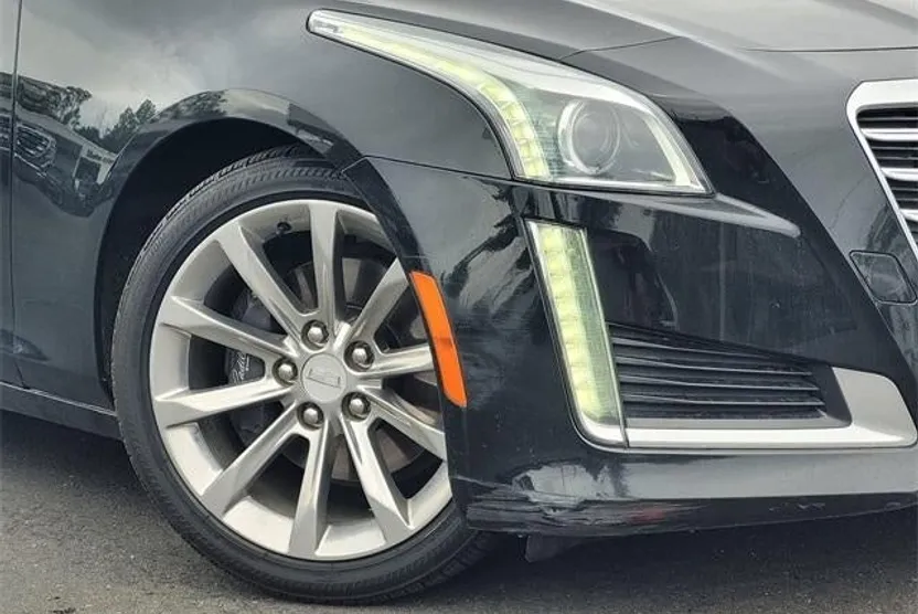 2019 Cadillac CTS Luxury photo 1