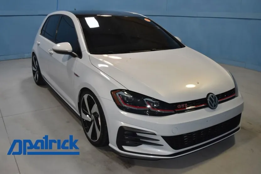 2019 Volkswagen Golf GTI SE photo 1