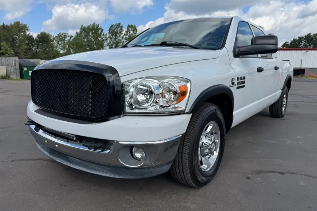 2007 Dodge Ram SLT photo 1