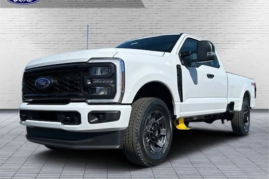 2025 Ford F-350 XL photo 1