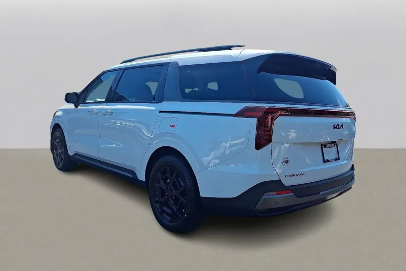 2026 Kia Carnival SX Prestige photo 1