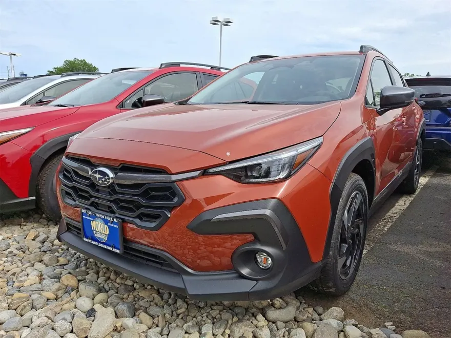 2025 Subaru Crosstrek Limited photo 1