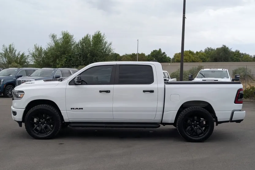 2023 Ram 1500 Laramie photo 1