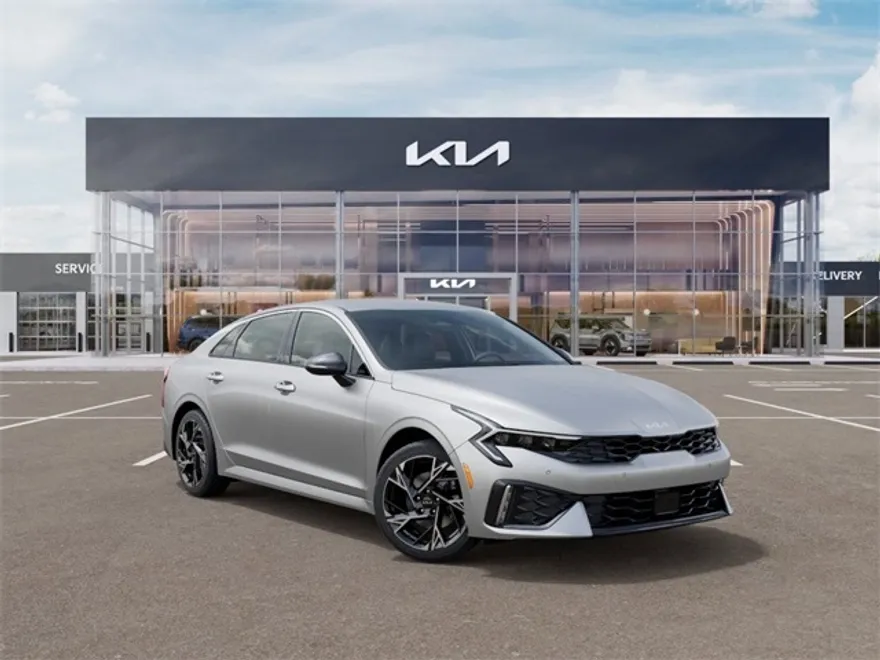 2025 Kia K5 GT-Line photo 1