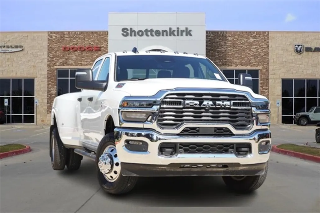 2026 Ram 3500 Tradesman photo 1