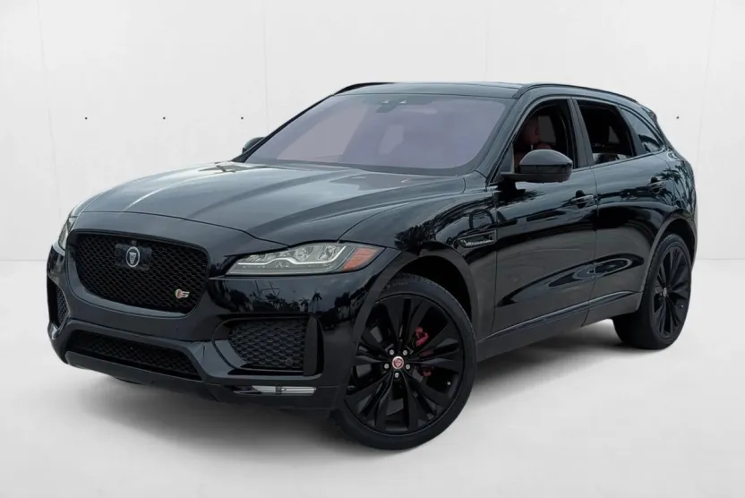 2018 Jaguar F-PACE S photo 1