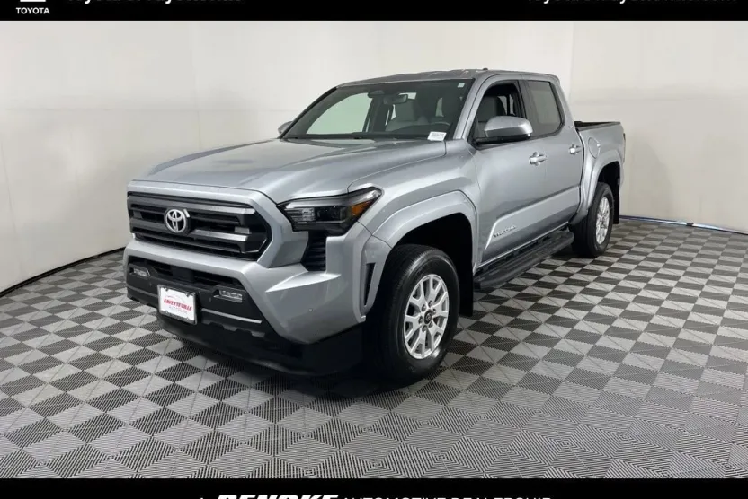 2024 Toyota Tacoma SR5 photo 1