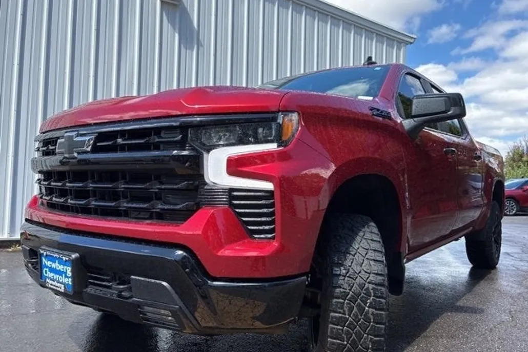 2025 Chevrolet Silverado 1500 LT Trail Boss photo 1
