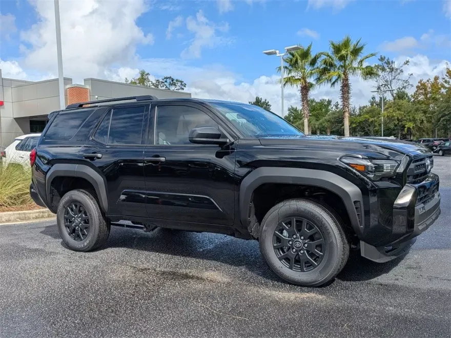 2025 Toyota 4Runner SR5 photo 1
