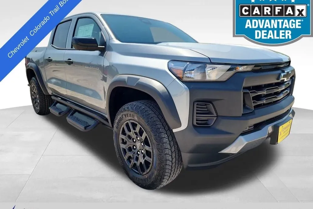 2026 Chevrolet Colorado Trail Boss photo 1