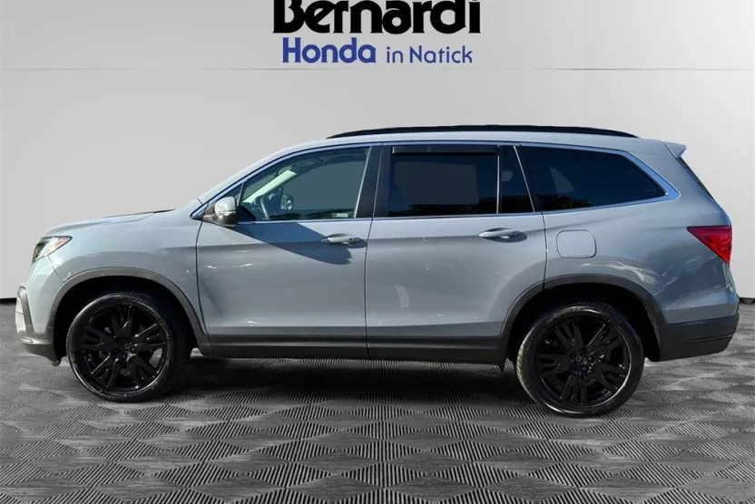 2022 Honda Pilot Special Edition photo 1