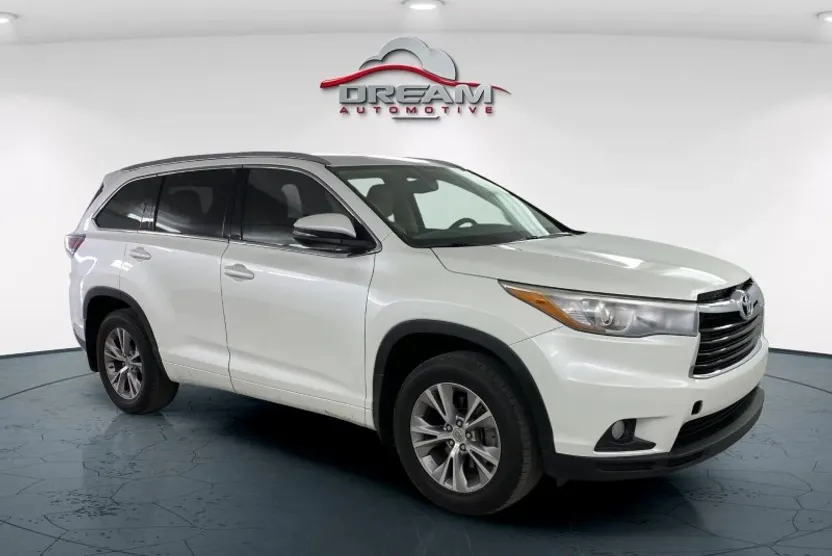 2015 Toyota Highlander XLE photo 1