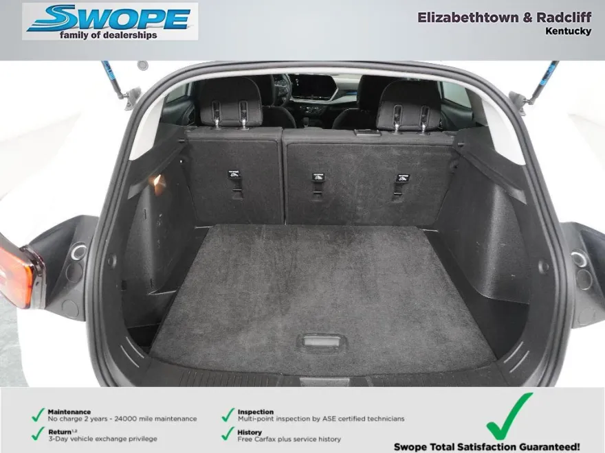 2024 Chevrolet Trax LS photo 1